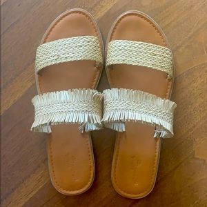 Universal Thread Flat Rattan Sandals